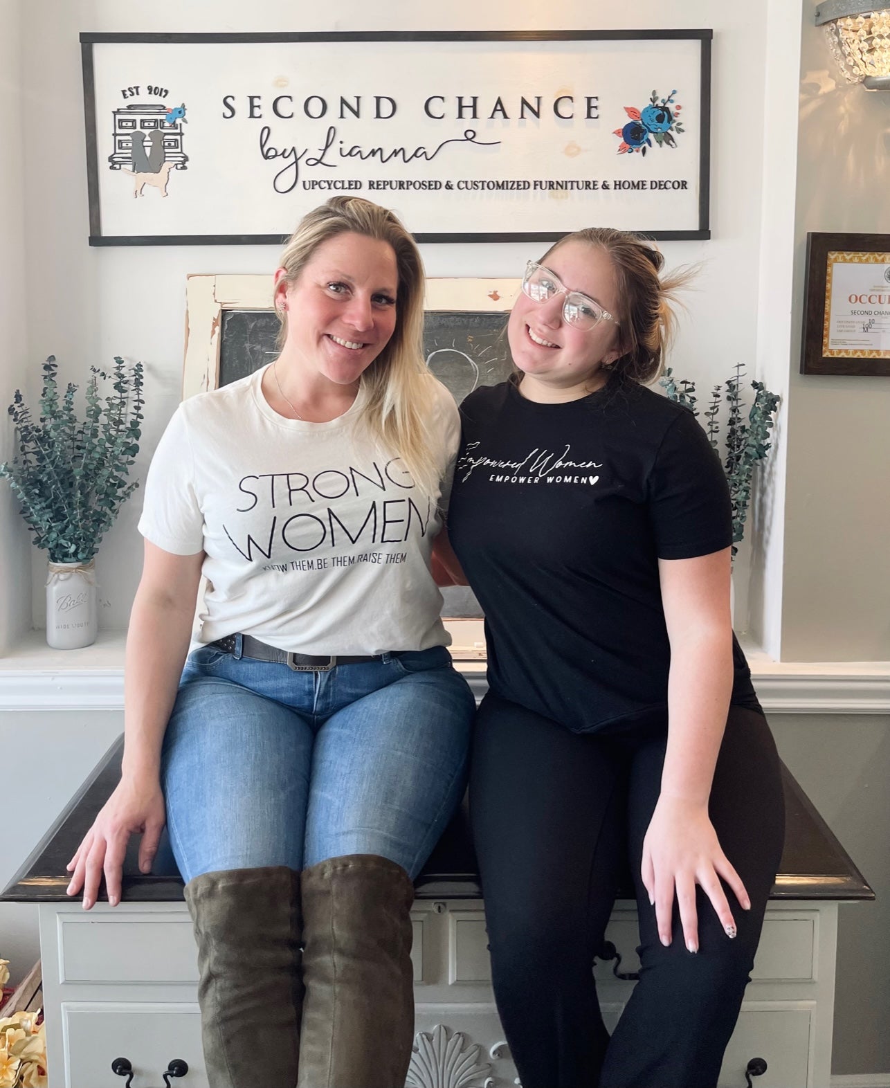 T-Shirt: Strong Women. Know Them. Be Them. Raise Them.
