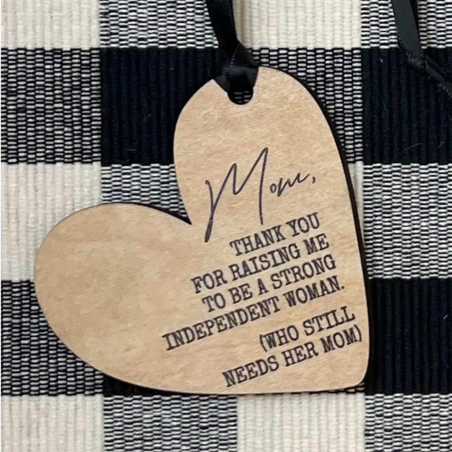 Mom Thank You Heart Wood Ornament Gift Tag
