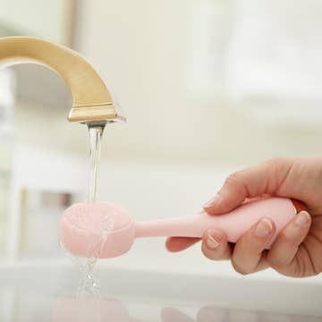 Pmd Clean Sonicglow Facial Cleansing Device - Berry